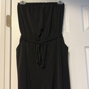 Black stretchy jumpsuit with pockets